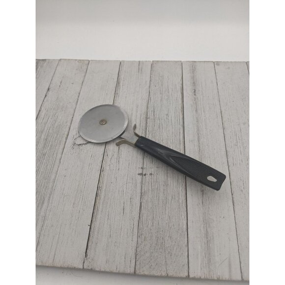 Ekco Pizza Cutter #5 Blade 2 5/8" Diameter 8" USA Stainless Steel Black - Picture 1 of 6